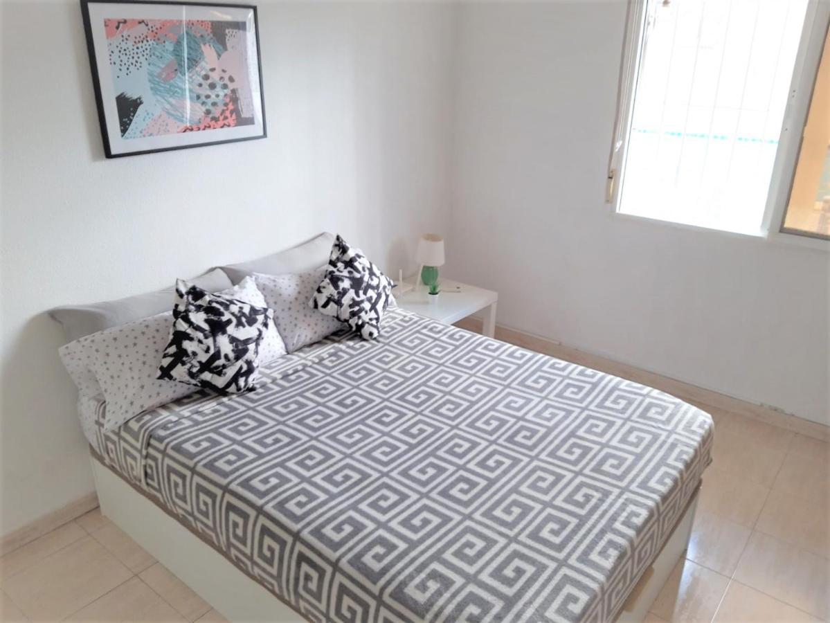 Pretty Studio With Swimming Pool Торевьиа Экстерьер фото